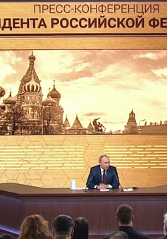 Tổng thống Nga Putin: Nền kinh tế Nga đã thích ứng với các cú sốc từ bên ngoài