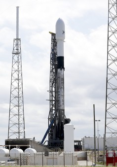 SpaceX phóng vệ tinh đầu tiên trong dự án cung cấp Internet từ vũ trụ