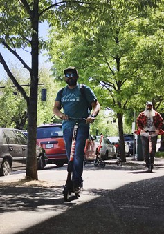 Đức cho phép xe điện scooter lưu thông trên đường
