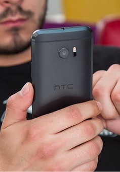 "Ơn giời": Cuối cùng HTC cũng sắp ra mắt smartphone mới!