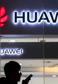 Huawei tạm gác mục tiêu trở thành hãng smartphone lớn nhất thế giới