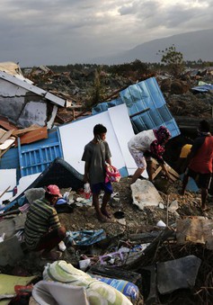 Động đất mạnh 6,2 độ richter làm rung chuyển Đông Indonesia