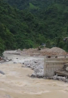 Hơn 300 hộ dân ở Lai Châu bị cô lập vì mưa lũ
