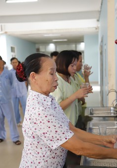 Hà Nội tăng cường công tác y tế phòng, chống nắng nóng