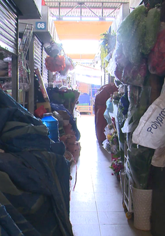 Hàng loạt tiểu thương bỏ chợ tại Nha Trang