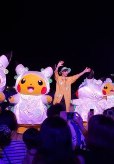 Nhật Bản: Không khí lễ hội Pikachu tràn ngập đường phố