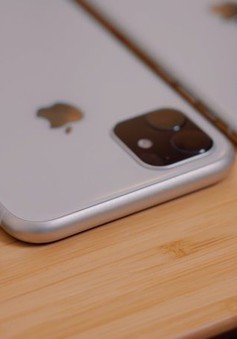 Nhân viên của Foxconn tiết lộ "thâm cung bí sử" về iPhone 11