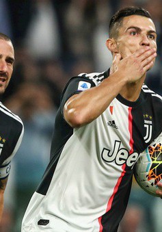 Không C.Ronaldo, Juventus có thể vùi dập “tí hon”?
