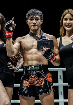 Nguyễn Trần Duy Nhất thắng knockout võ sĩ Malaysia tại ONE: Immortal Triumph
