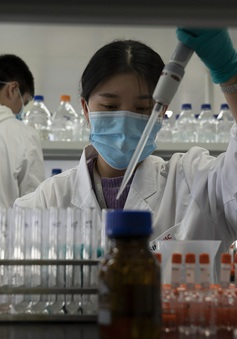 Trung Quốc cung cấp vaccine COVID-19 thử nghiệm giá 60 USD