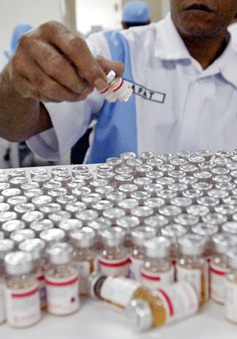 Thái Lan sẽ mua vaccine COVID-19 cho 50% dân số