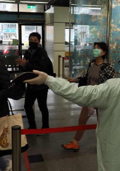 Phạt nặng phi công lây bệnh cho ca mắc COVID-19 cộng đồng mới tại Đài Loan (Trung Quốc)