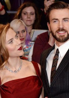 Scarlett Johansson: “Cần 10 năm để tôi và Chris Evans kết hợp ăn ý đến vậy”