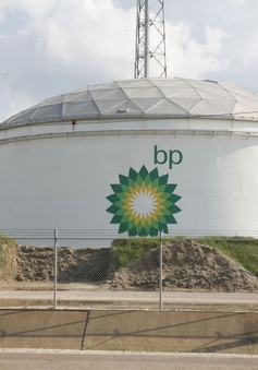 Tập đoàn dầu khí BP cắt giảm 10.000 nhân viên vì COVID-19