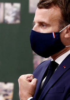 Tổng thống Pháp yêu cầu đeo khẩu trang tại tất cả địa điểm công cộng