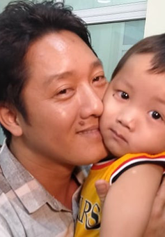 Ảnh: Bé 2 tuổi bị bắt cóc ở Bắc Ninh đã được về với gia đình