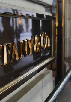 "Vua hàng hiệu" LVMH rút khỏi thương vụ thâu tóm tỷ đô với Tiffany