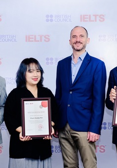 3 thí sinh Việt Nam nhận học bổng IELTS Prize khu vực Đông Á