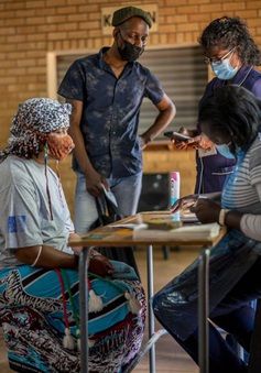 Số ca tử vong bất thường ở Nam Phi tăng gấp đôi giữa lo ngại biến thể Omicron