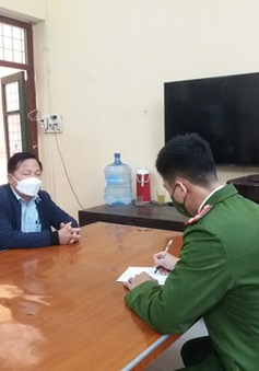Bắt quả tang chủ khách sạn chứa mại dâm ở thị trấn Quất Lâm