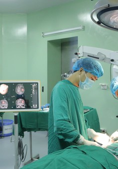 Phẫu thuật u não bằng kỹ thuật siêu âm định vị