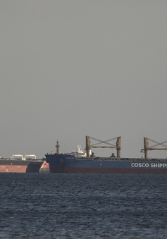 Phương án nào để giải quyết "siêu tàu" mắc kẹt ở kênh đào Suez?