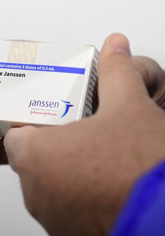 Nhiều nước thông báo tạm đình chỉ sử dụng vaccine COVID-19 của Johnson & Johnson