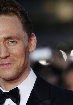Tom Hiddleston úp mở việc nhận vai James Bond