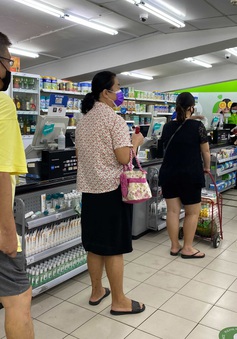 Số ca mắc mới tăng cao, Singapore áp đặt biện pháp kiểm soát dịch gắt gao nhất