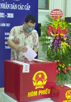Cử tri Hà Nội hăng hái đi bầu cử, đảm bảo tốt nhất yêu cầu phòng chống dịch