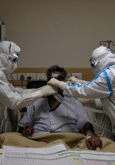 COVID-19 “bóc trần” mặt trái của bệnh viện chất lượng cao ở Ấn Độ
