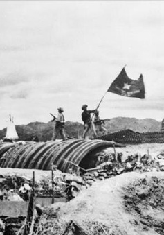 Kỷ niệm 67 năm chiến thắng Điện Biên Phủ "lừng lẫy năm châu, chấn động địa cầu"