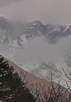 Nguy cơ phát tán virus từ những người leo đỉnh Everest nhiễm biến thể Nepal