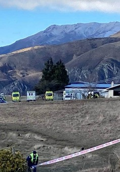 Rơi khinh khí cầu tại New Zealand, ít nhất 11 người bị thương