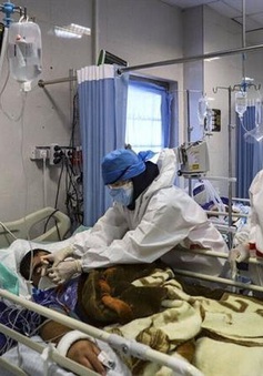 Iran có số ca nhiễm mới theo ngày tăng đột biến, Mỹ lo ngại biến thể Lambda lây lan