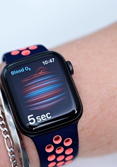 Apple Watch sẽ đo được huyết áp, nhiệt độ?
