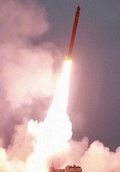 Triều Tiên xác nhận phóng thử tên lửa siêu thanh