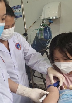 Bộ Y tế cử chuyên gia hỗ trợ Bắc Kạn thu dung, điều trị dịch cúm B tại huyện Chợ Đồn