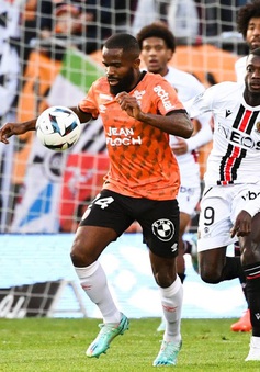 Lorient hụt hơi trong cuộc đua vô địch Ligue I