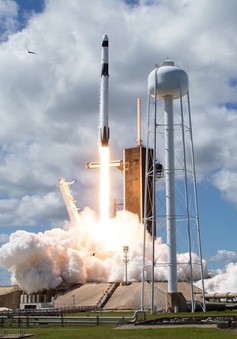 Tàu vũ trụ của SpaceX đưa phi hành đoàn Crew-5 lên ISS