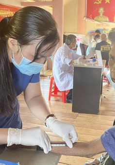 Hơn 2.700 người dân Đắk Lắk được khám sàng lọc và điều trị miễn phí bệnh Lao