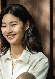 Jung Ho Yeon trở lại màn ảnh Hàn Quốc với phim mới