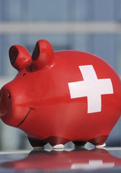 Thụy Sĩ đóng băng gần 8 tỷ USD tài sản của Nga