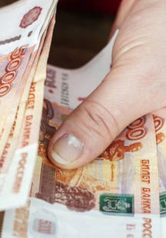 Đồng Ruble xuống mức thấp nhất trong 7 tháng