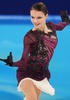 Cô gái 17 tuổi giành HCV trượt băng nghệ thuật nữ Olympic mùa đông Bắc Kinh 2022