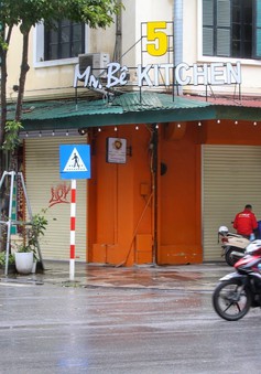 Không khí lạnh tràn về, Hà Nội chuyển mưa rét