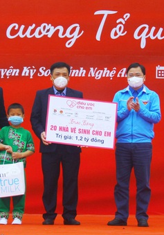 Dự án 1.000 "Nhà vệ sinh cho em" đến với các trường biên giới Nghệ An, Lào Cai