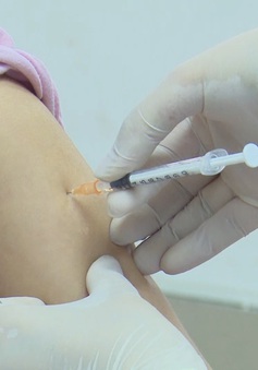 Bộ Y tế: Còn 5 địa phương có tỷ lệ tiêm mũi 1 vaccine phòng COVID-19 cho trẻ từ 5 - 11 tuổi thấp hơn bình quân cả nước