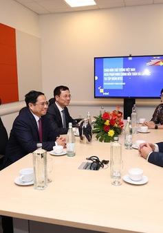 Thủ tướng thăm, làm việc với một số tập đoàn công nghệ lớn của thế giới