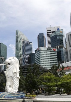 Lạm phát nhập khẩu gây áp lực lên Singapore